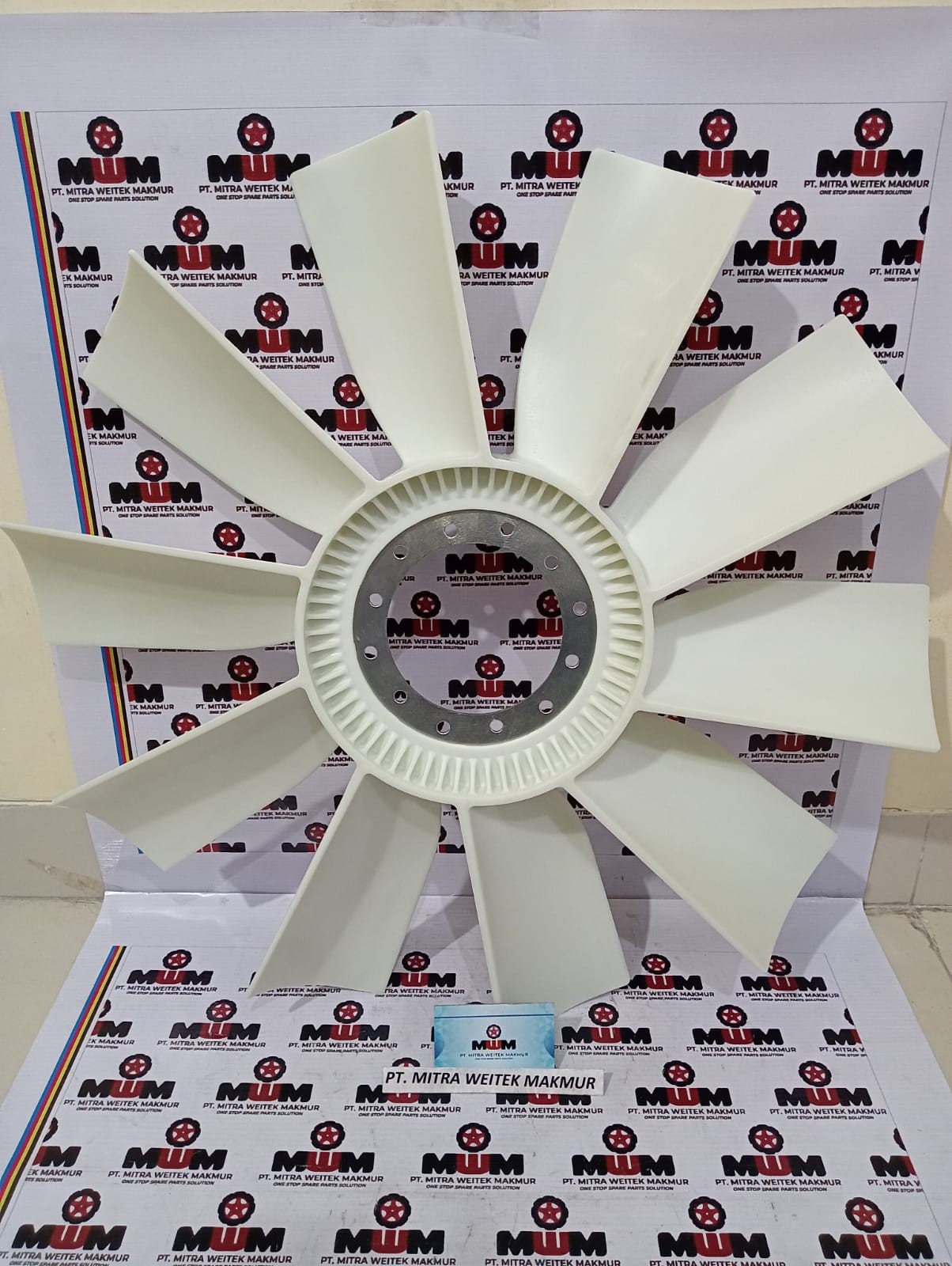 Weichai Fan 13055018